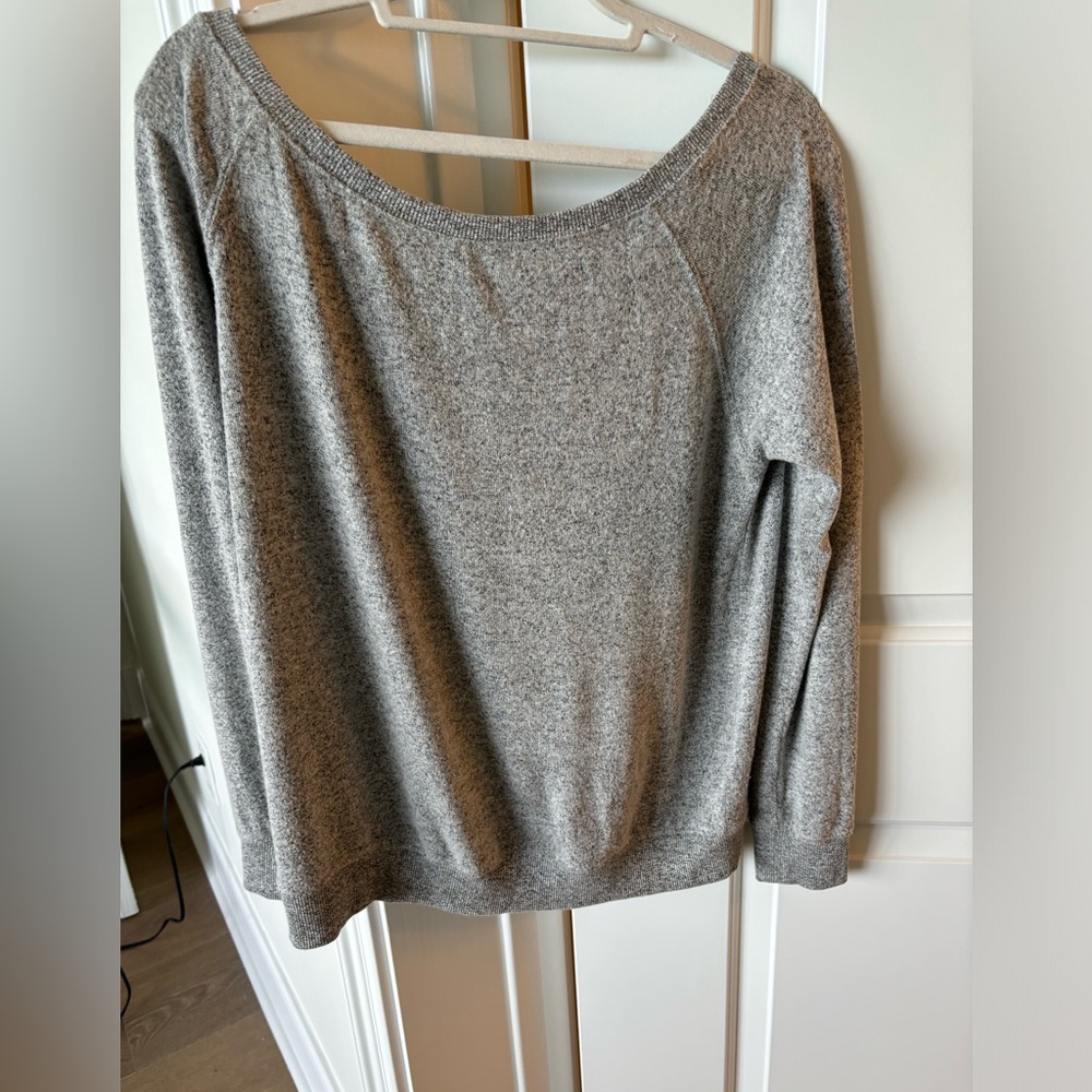 Z Supply light weight sweatshirt